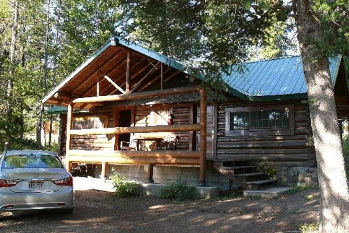 Pahaska Tepee Resort — Cody, WY